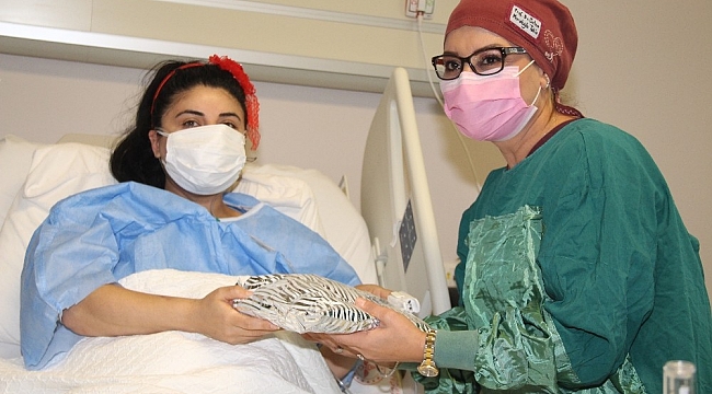 Hamileyken Covid-19'a yakalanan genç anne: "İnsan nefes için yalvarır mı, nefes için yalvarıyorsunuz"
