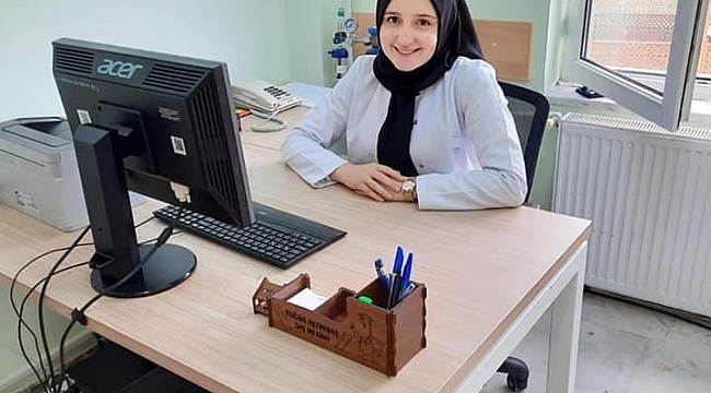 Hastaneye atanan diş tabibi görevine başladı