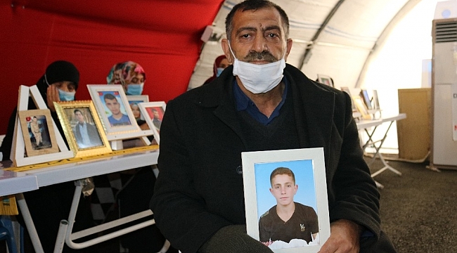 HDP önünde evlat nöbeti tutan acılı baba Gökkuş: "Bu Kürt davası değil Ermeni davasıdır"