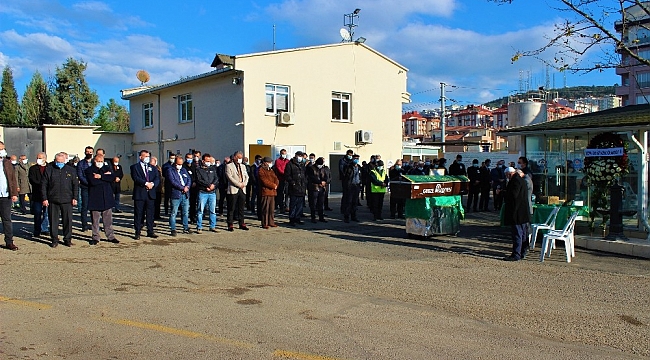 İlk yerli otomobili 5 milyona satın alan işadamı, son yolculuğuna uğurlandı