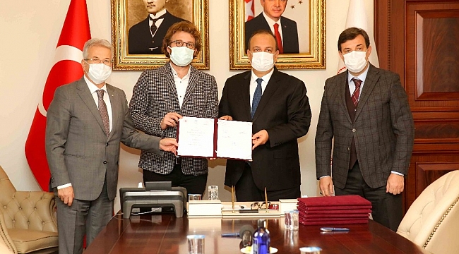 İmzalar Nilüfer'e okul için atıldı