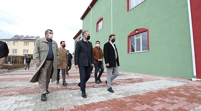 İnegöl Miraç Camisi’nin çevre düzenlemesi yapıldı