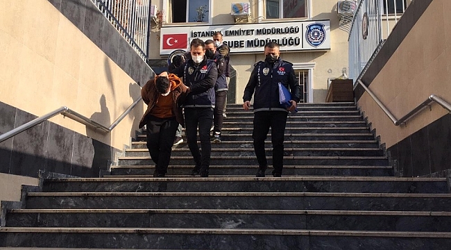 İnternetten buldukları perdeciler soyguncu çıktı