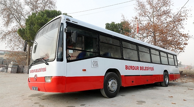 İzmir Büyükşehir Belediyesi, Burdur Belediyesi'ne otobüs hibe etti