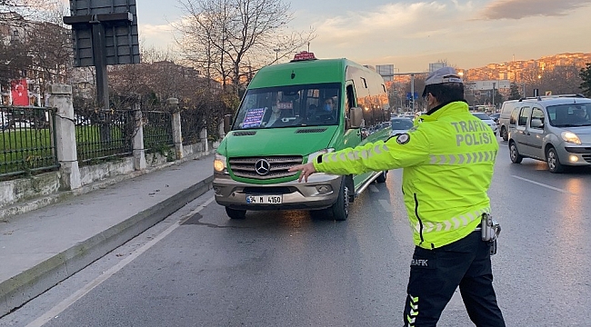 Kağıthane'de minibüslere denetim