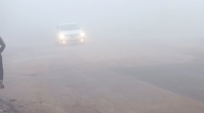 Kahta ilçesini sis etkisi altına aldı