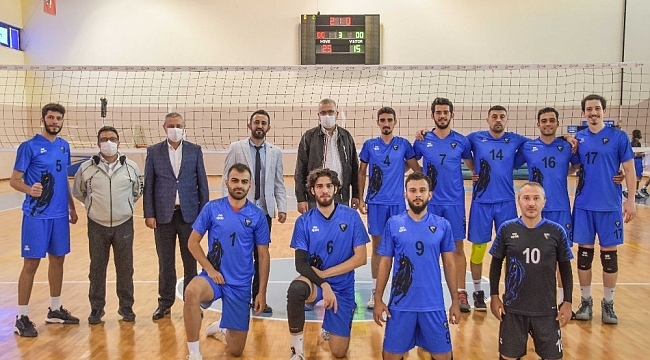 Karacabey Belediyespor devreyi lider tamamladı