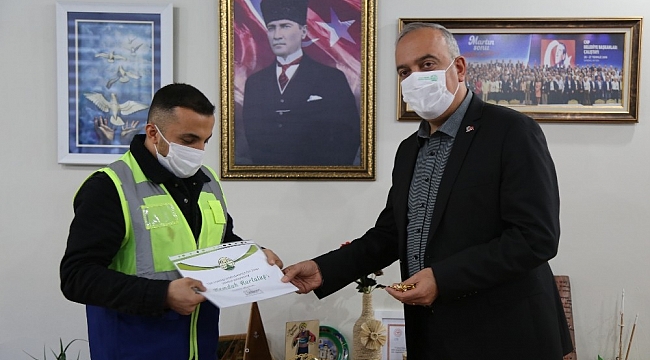 Karacayı kurtarmak için Çoruh nehrine atlayan belediye çalışanı tam altınla ödüllendirildi