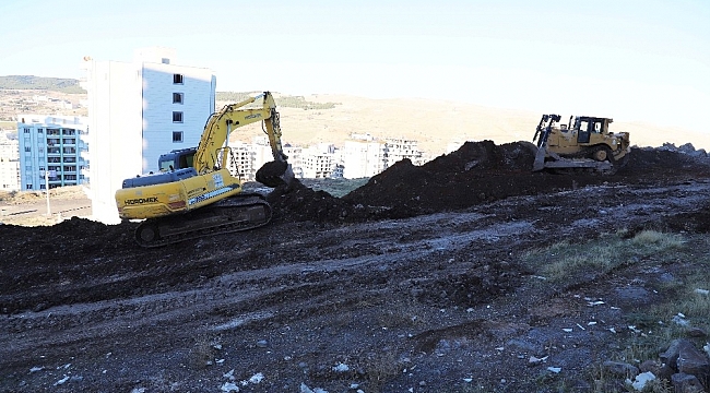 Karaköprü'de kapalı yüzme havuzu çalışmaları başladı
