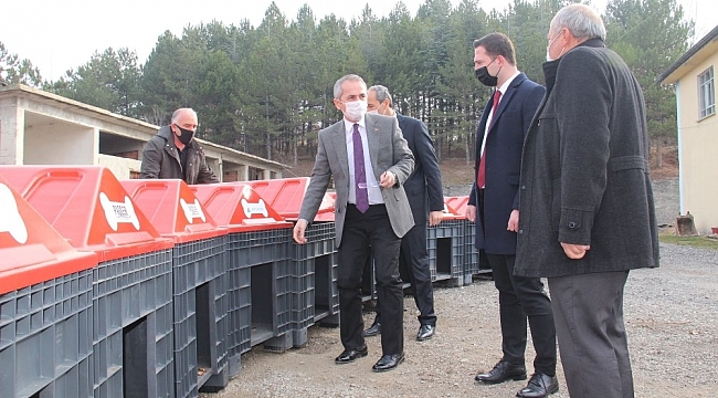 Kastamonu'da 'Patiler Üşümesin' kampanyası devam ediyor