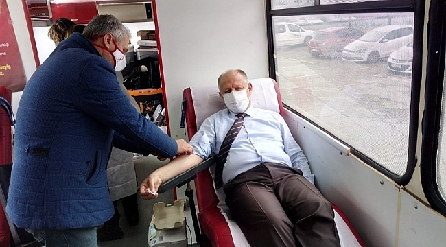 Kaymakam Çorumluoğlu kan bağışı kampanyasına destek verdi
