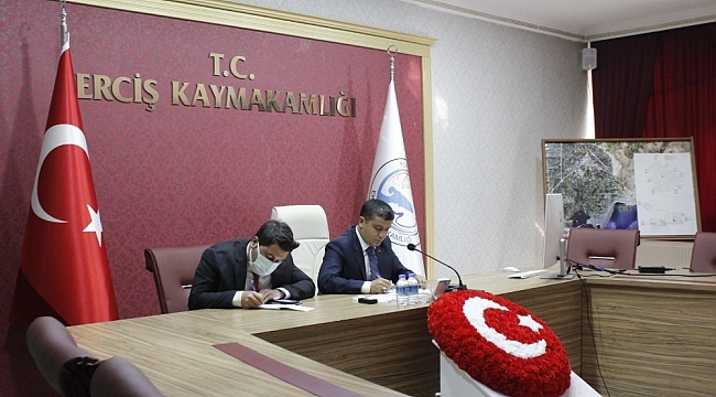 Kaymakam Mehmetbeyoğlu öğretmenlerle online toplantı gerçekleştirdi