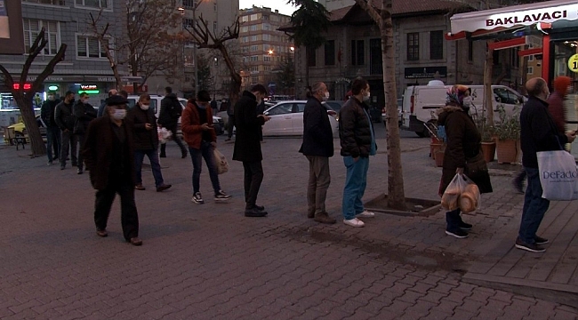 Kayseri'de yılbaşı kısıtlaması öncesi alışveriş yoğunluğu