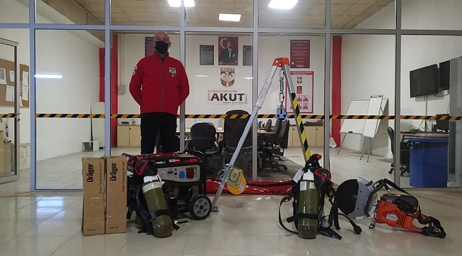 Konak'tan Akut'a tam destek