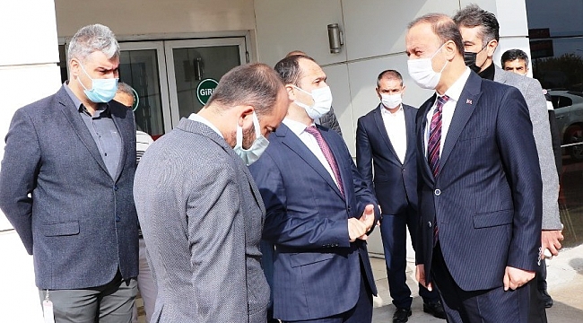 Korona virüs hastalarına hizmet verecek hastanede inceleme