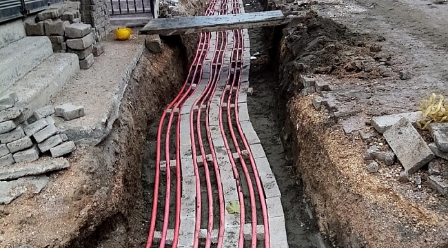 Kumru'da elektrik hatları yer altına alınıyor