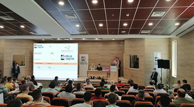 Kumsmall AVM'de 65 milyonluk rekor mağaza satışı