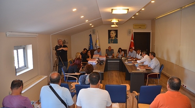 Kuşadası Belediyesi 135 ihaleyi canlı olarak yayınladı