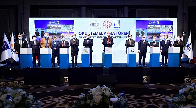 Milli Eğitim Bakanı Ziya Selçuk İstanbul'da 6 okulun temel atma töreni programına katıldı