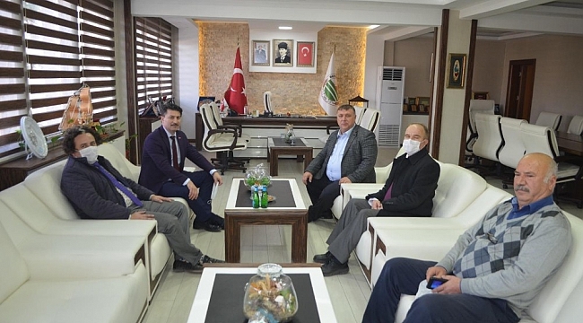 Müdür Gümüş, Beylikova Tarımsal Kalkınma Kooperatifi'nde incelemelerde bulundu