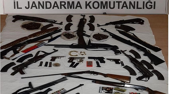 Muş'ta silah ve mühimmat ele geçirildi