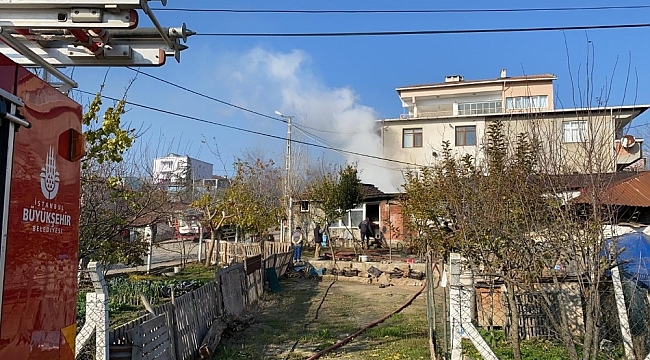 Müstakil evde elektrik kontağından yangın çıktı