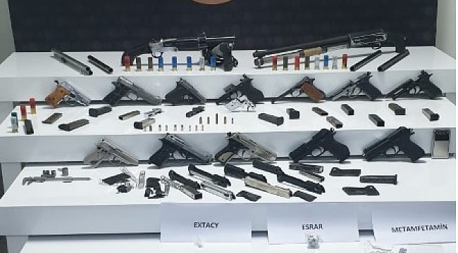 Operasyonda mini cephanelik ortaya çıktı