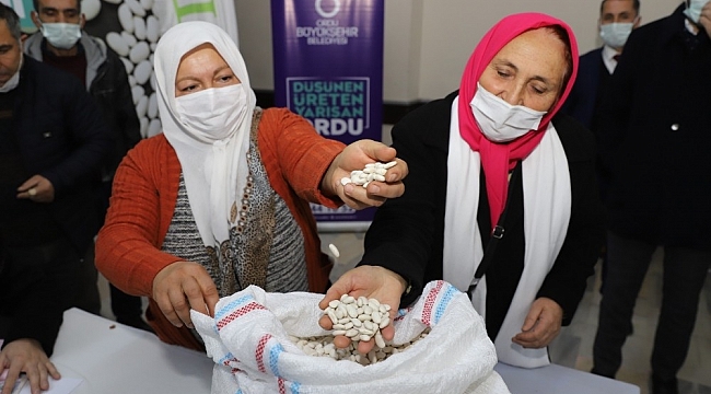 Ordu'da Büyükşehir üreticinin yüzünü güldürdü