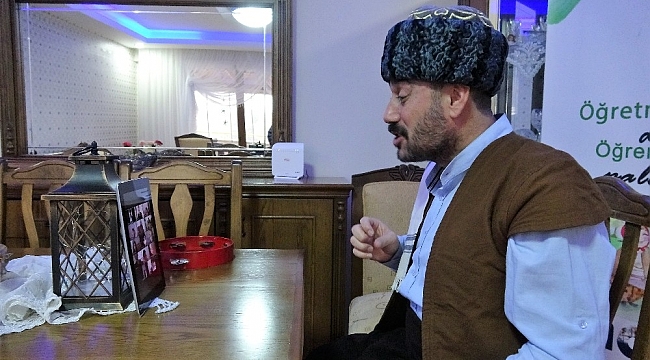 Pandemi stresini masal dinleyerek atıyorlar