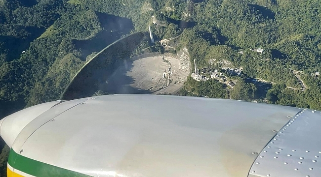Porto Riko'daki Arecibo Gözlemevi çöktü