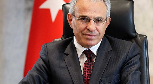 Rektör Özaydın'dan 25 Aralık kutlama mesajı
