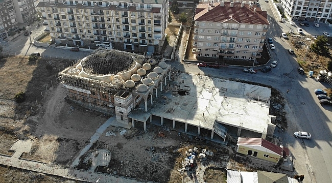 Ribat Camisi ve Kur'an Kursu inşaatı yardım bekliyor