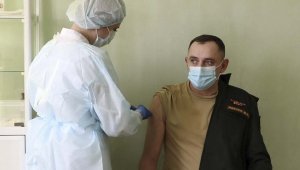 Rus askerine korona virüs aşısı uygulaması başladı
