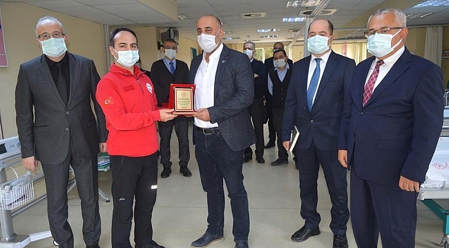 Sağlık Müdürü Açıkgöz Çine'deki hastanede incelemede bulundu