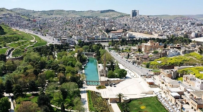 Şanlıurfa'da cadde ve sokaklar boş kaldı