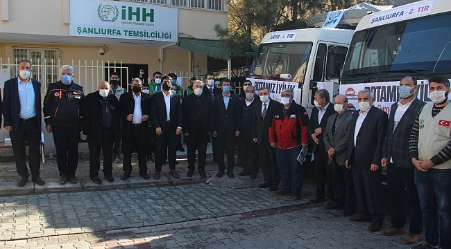 Şanlıurfa'dan Suriye'ye 2 tır yardım malzemesi gönderildi