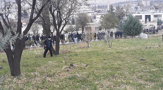 Siirtli din alimi korona virüs nedeni ile hayatını kaybetti