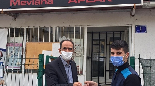 Sincan Belediyesi muhtarlara dezenfektan dağıttı
