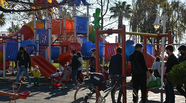Sinop'ta parklar cıvıl cıvıl