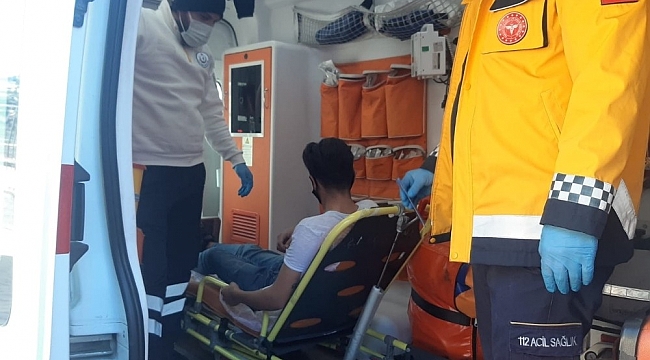 Sokak ortasında bıçaklanarak yaralandı