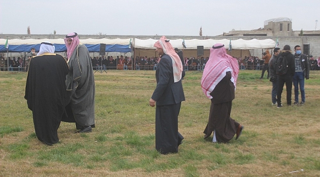 Suriye'deki aşiretler Azez'de toplandı