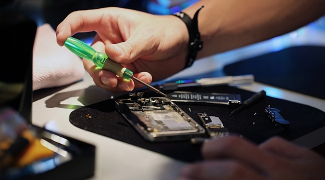 Telefon servisi sokağa çıkamayanların ayağına geliyor