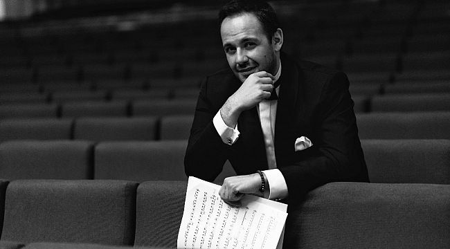 Tenor Murat Karahan'dan yeni yıl konseri