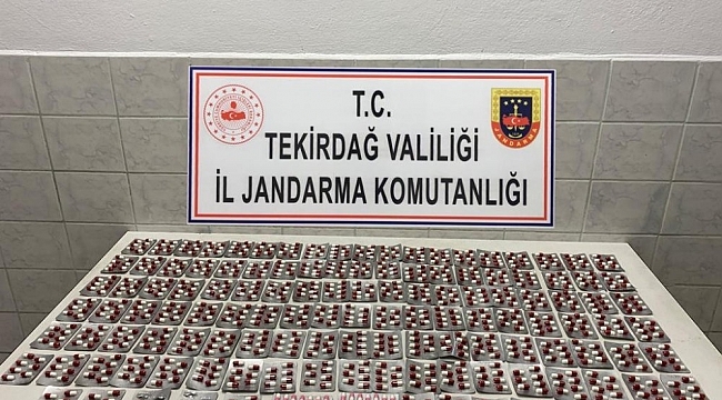 Ticari takside uyuşturucu hap ele geçirildi