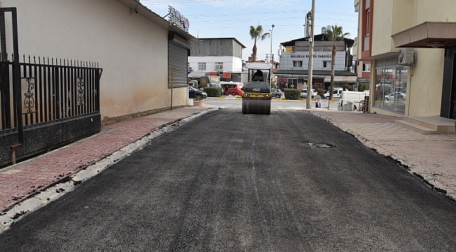 Toroslar'da asfalt çalışmaları aralıksız sürüyor