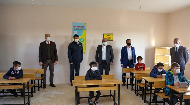 Torosların zirvelerine kadar Erdemli'de internetsiz köy kalmıyor