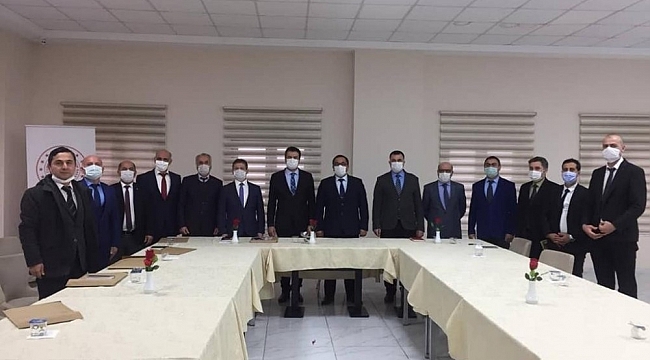 Tunceli'de tüm eğitim kurumları "Okulum Temiz" belgesine kavuştu