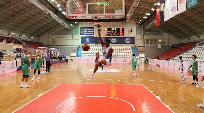 Türkiye Basketbol Ligi: Kocaeli Büyükşehir Belediyesi Kağıtspor: 73 - Büyükşehir Hastanesi Konyaspor Basketbol: 71