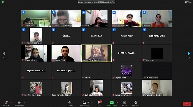 Ünlü karikatürist, online olarak öğrencilerle buluştu