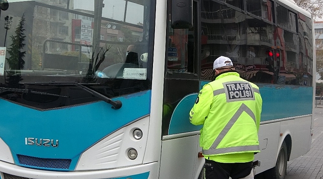 Uşak'ta toplu taşımalara araçlarına korona denetimi